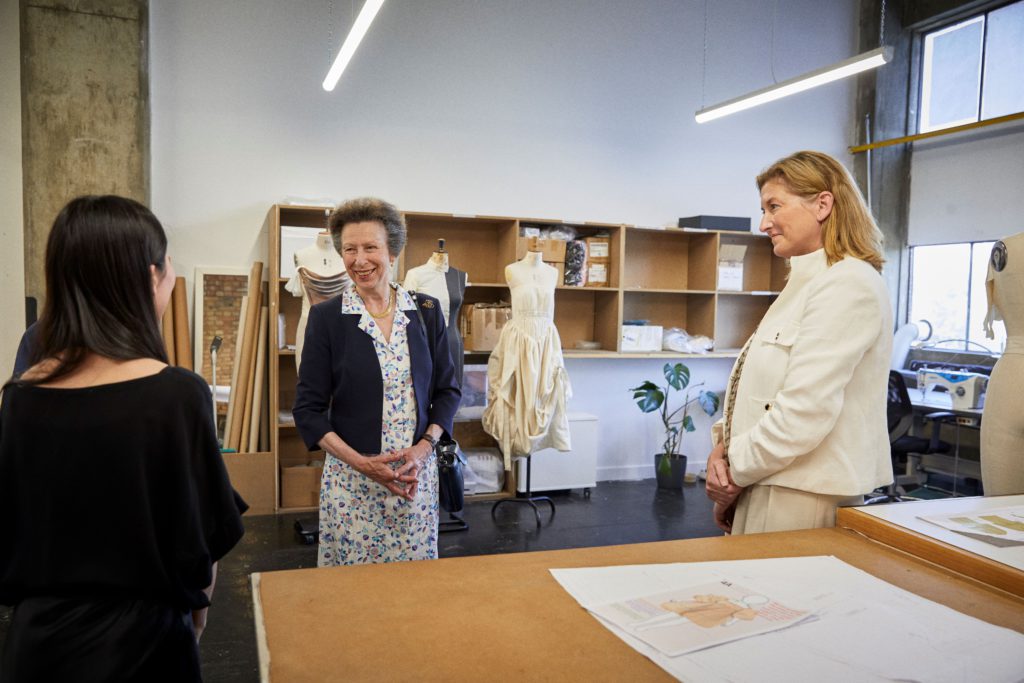 HRH Princess Anne visited the DAKS womenswear factory - SANKYO SEIKO GROUP